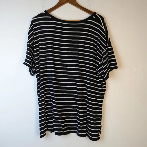 Old Navy Luxe Striped Tee Shirt - XL - Picture 4 of 4